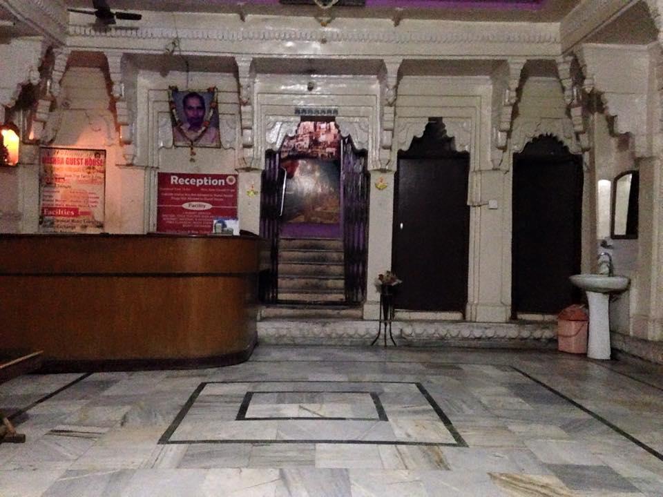 Mishra Guest House Варанаси Екстериор снимка