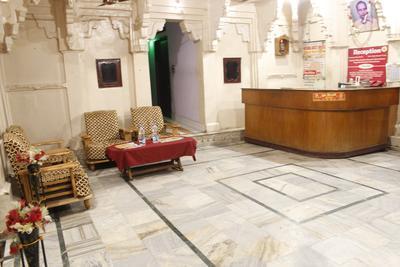 Mishra Guest House Варанаси Екстериор снимка